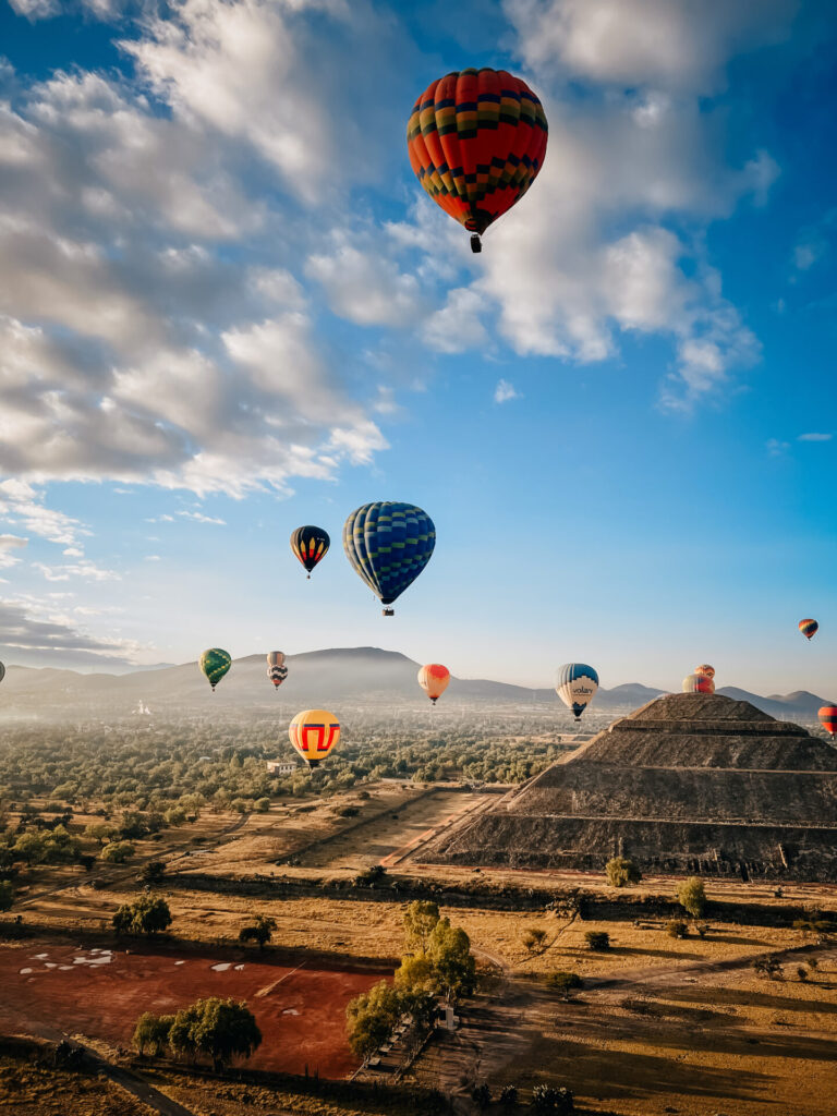 hot air balloon over teotihuacan valley